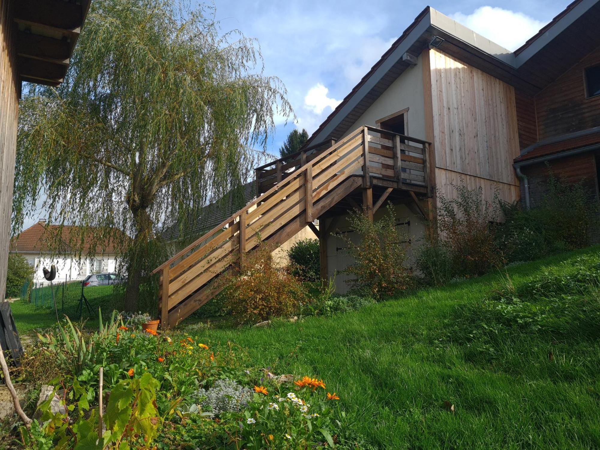 Apartmán Sous Le Saule Nods Exteriér fotografie